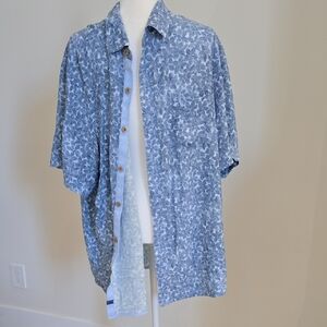 Tommy Bahama Blue Patterned Casual Shirt